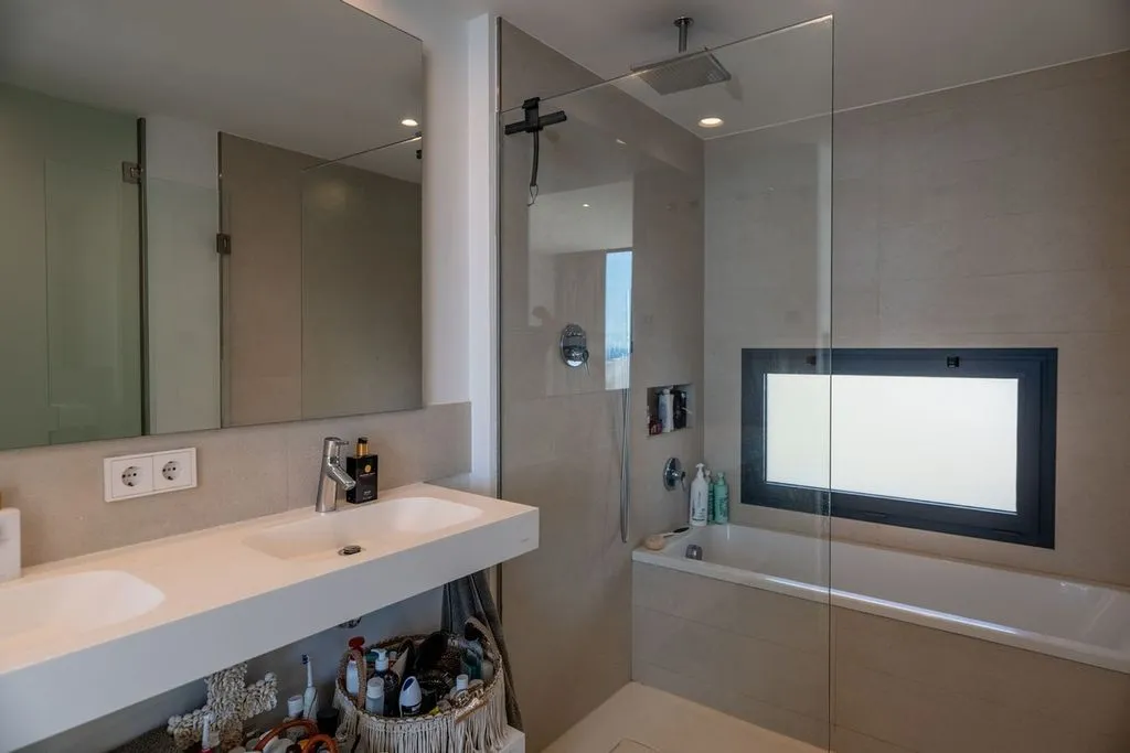 Vannitoad - Luxury Penthouse with Sea Views in Fuengirola