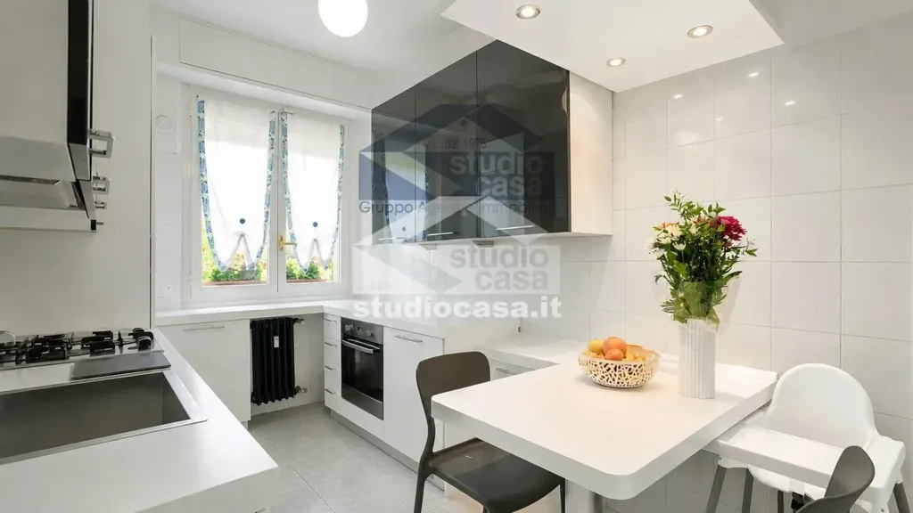 Cuisine - Rearranged Apartment with Terrace in Milan