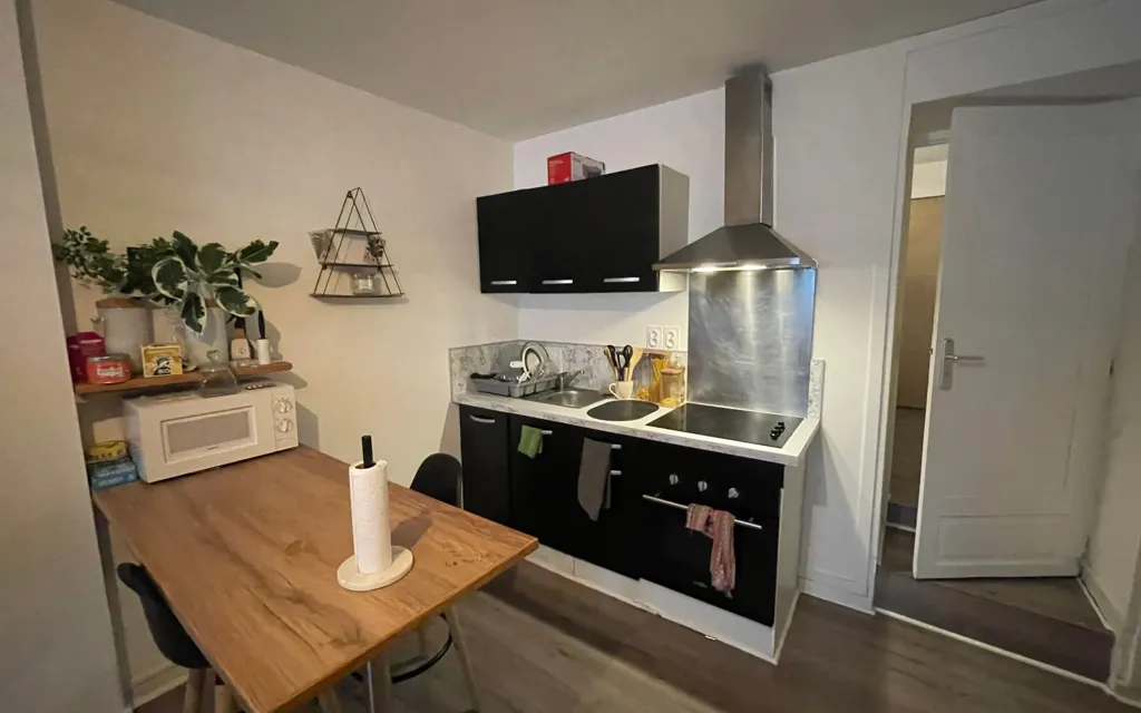 Köök - Meubled 2-Bedroom Flat near Limoges Station