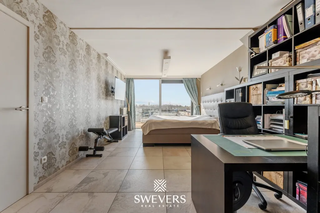 Bureau - Penthouse avec Terrasses à Hasselt