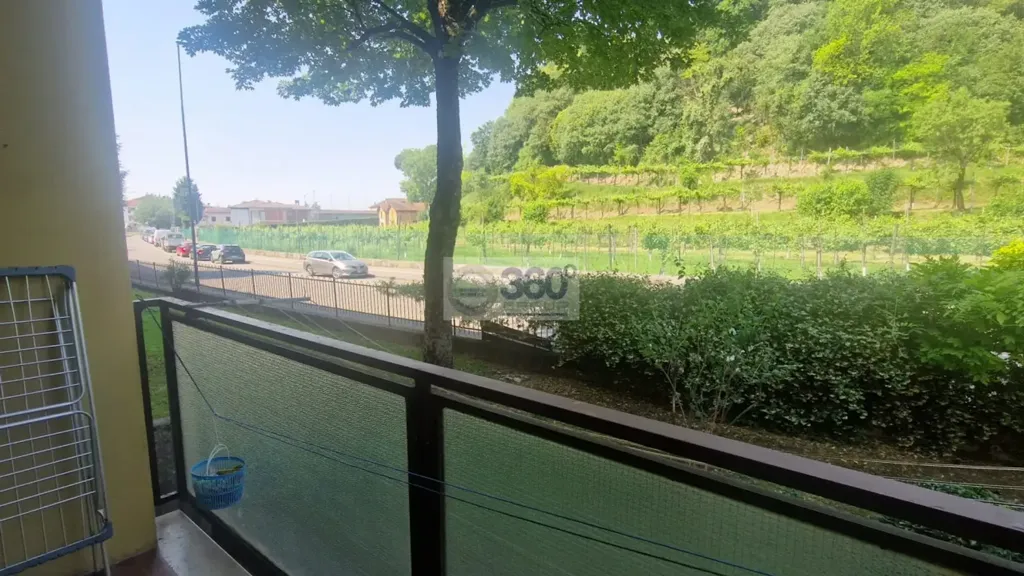 Balcon - Quadruplex Apartment with Garden View in Brescia