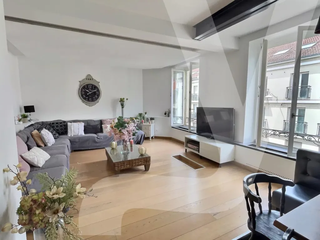 Elutuba - Loft Duplex with Stone Feature in Nancy Centre