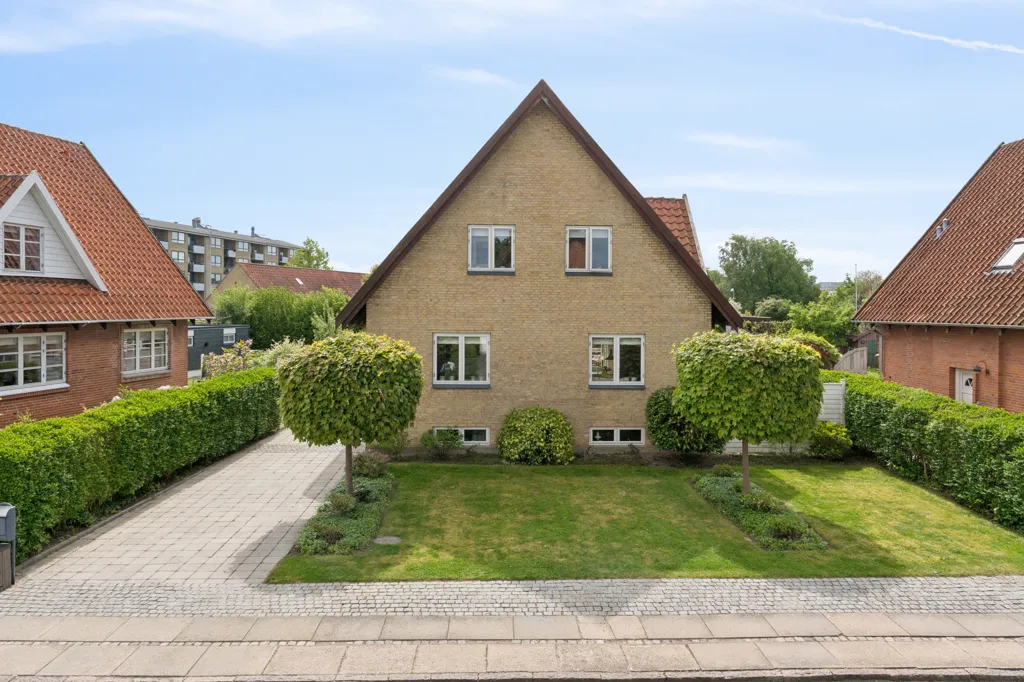Õhuvaade - Classical Mason's Villa in Odense M