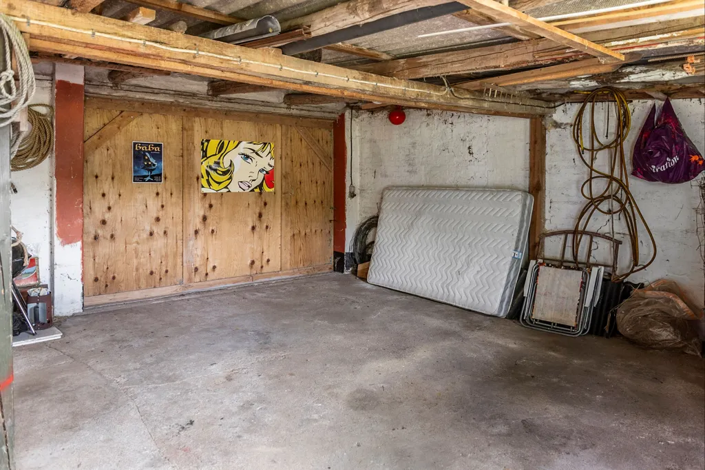 Garage - Historic Villa with Garden in Bogense