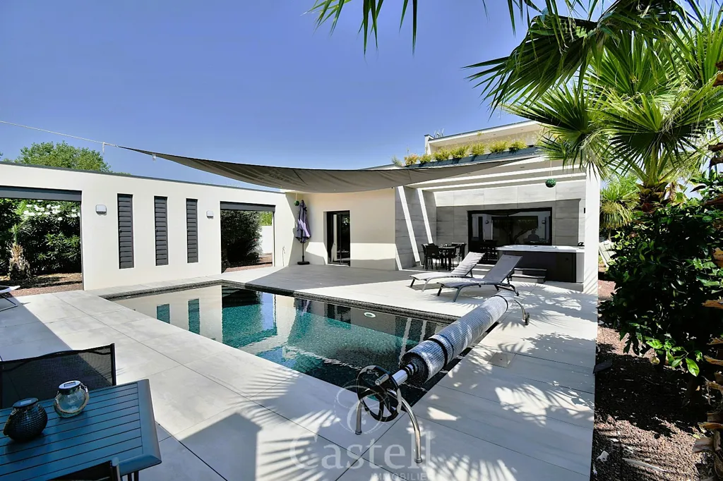 Piscine - Villa Contemporaine avec Piscine au Grau d'Agde