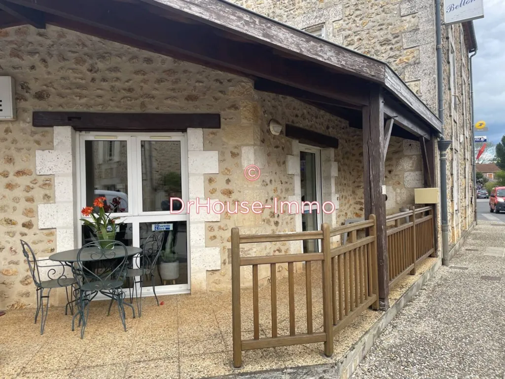 Terrass - Commerce with Restaurant in Saint-Adjutory