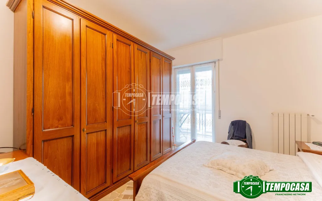 Chambres - Rear-Accessed 2-Bedroom Flat in Milan