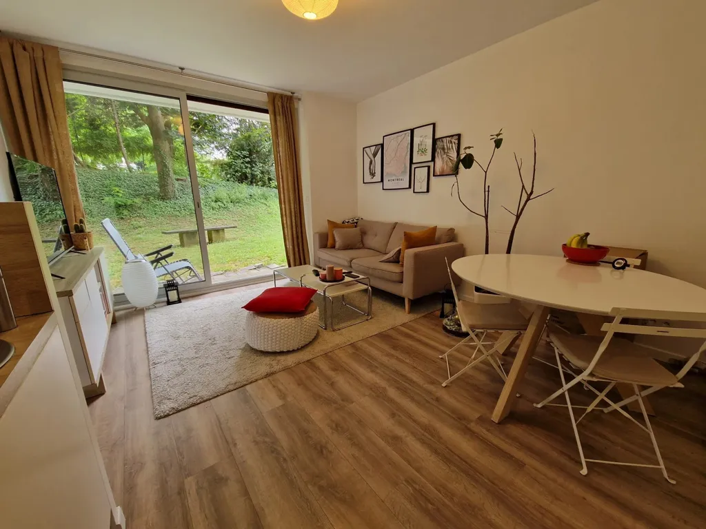 Séjour - Appartement Meublé avec Terrasse à Rueil