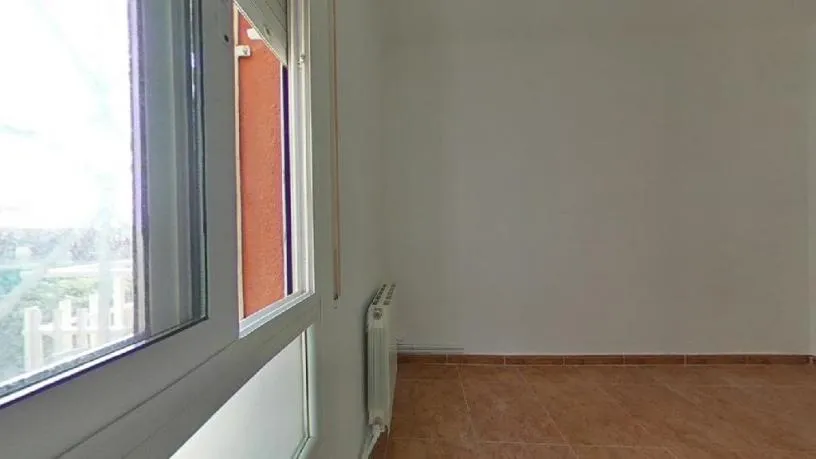 Pièces - Family-orientated Flat with Balcony in Mataró
