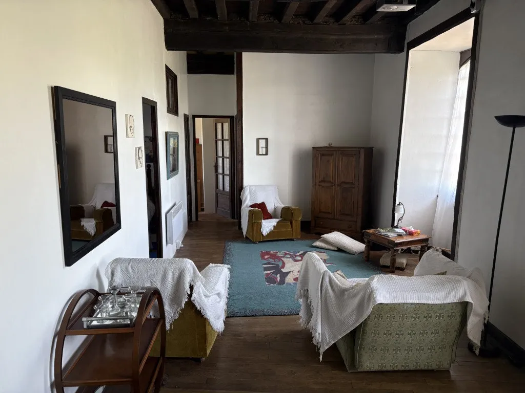 Elutuba - Renovated Stone House with Pool near Objat