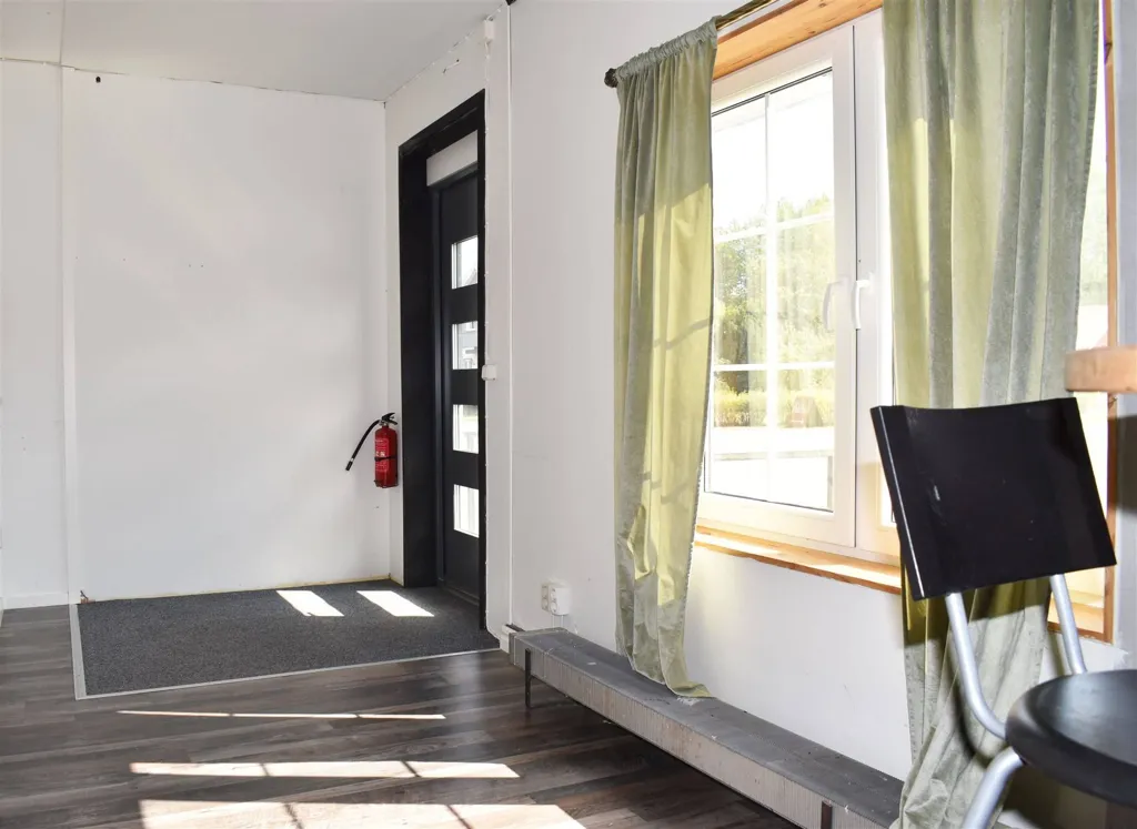 Ingresso - Flexible Property with Renovations in Ädelfors