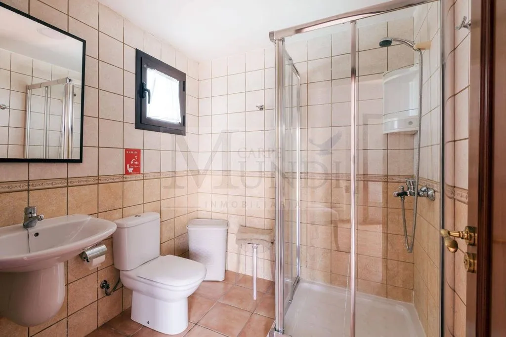 Salles de bain - Luxury Villa with Pool in Villaverde, Getafe