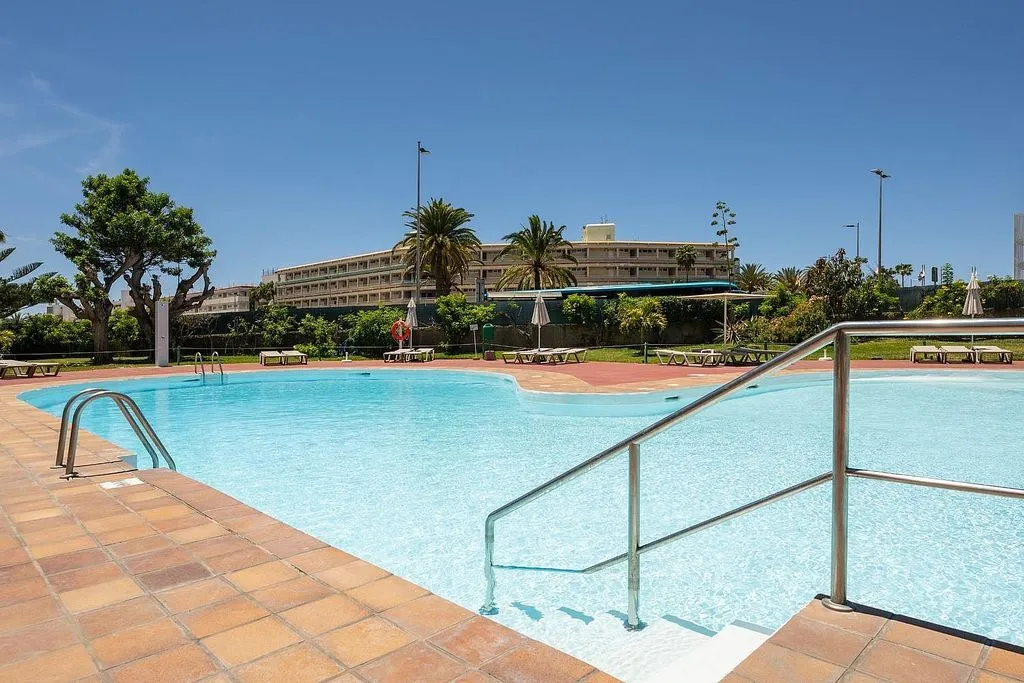 Piscine - 1-Bedroom Apartment with Pool in Playa del Inglés