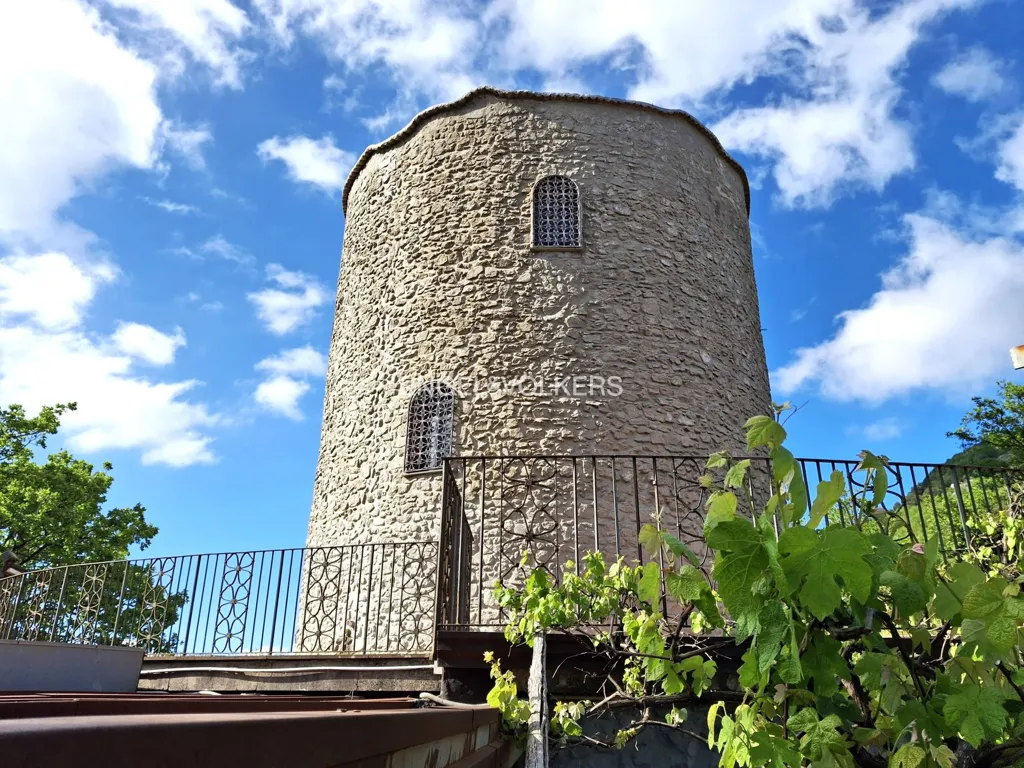 Välivaade - Medieval Tower with Panoramic Views on Amalfi Coast