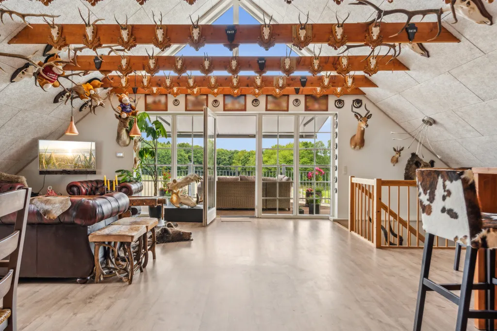 Séjour - Equestrian Estate with Spa in Vinding