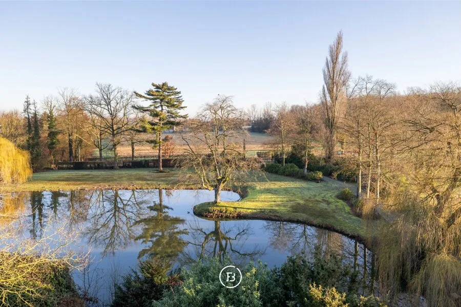 Aed - Charming Castle House with Pool near Hasselt