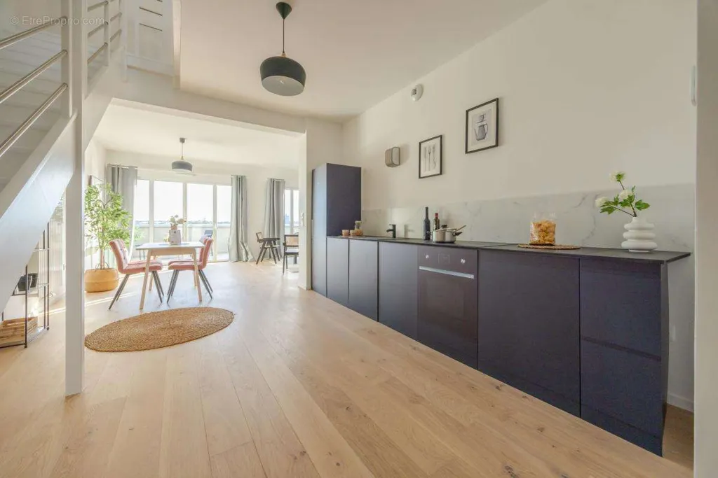 Cuisine - Triplex Récent avec Rooftop à Paris