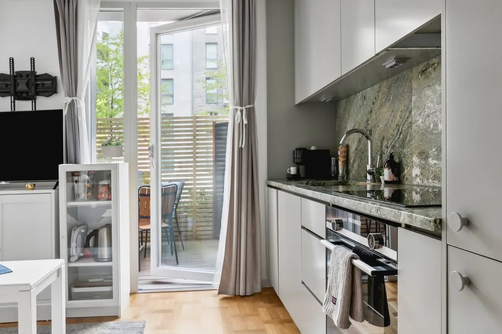 Köök - Apartment with Generous Terrace in Sundbyberg