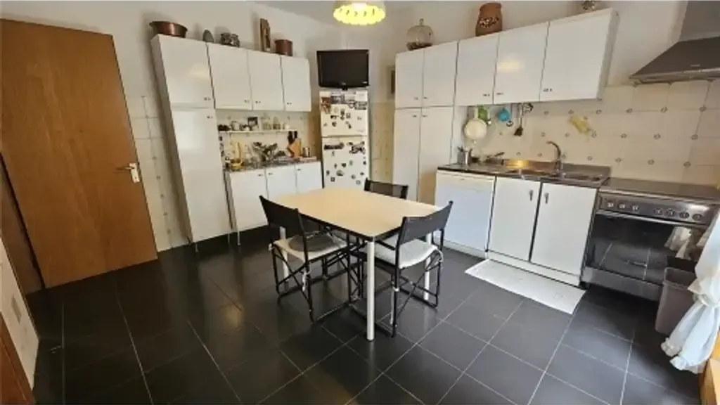 Cuisine - Refined Apartment with Terraces in Florence