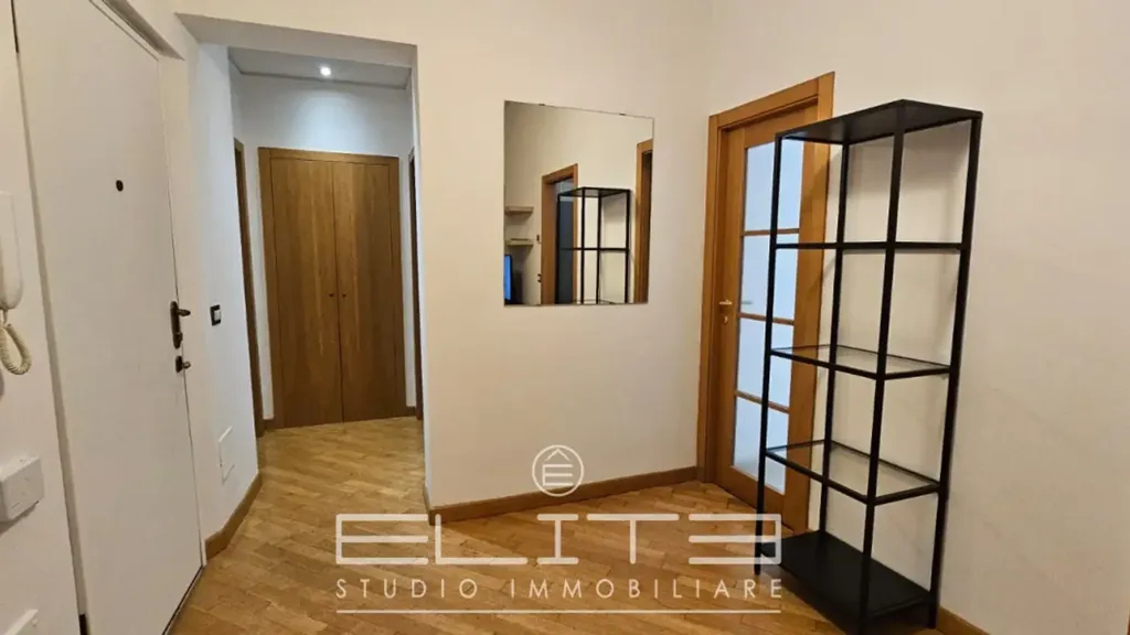 Esik - Rented Apartment with Central Location in Ancona