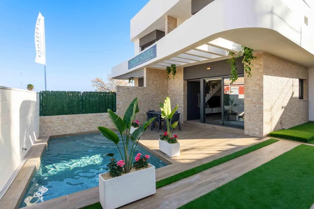 pool_area