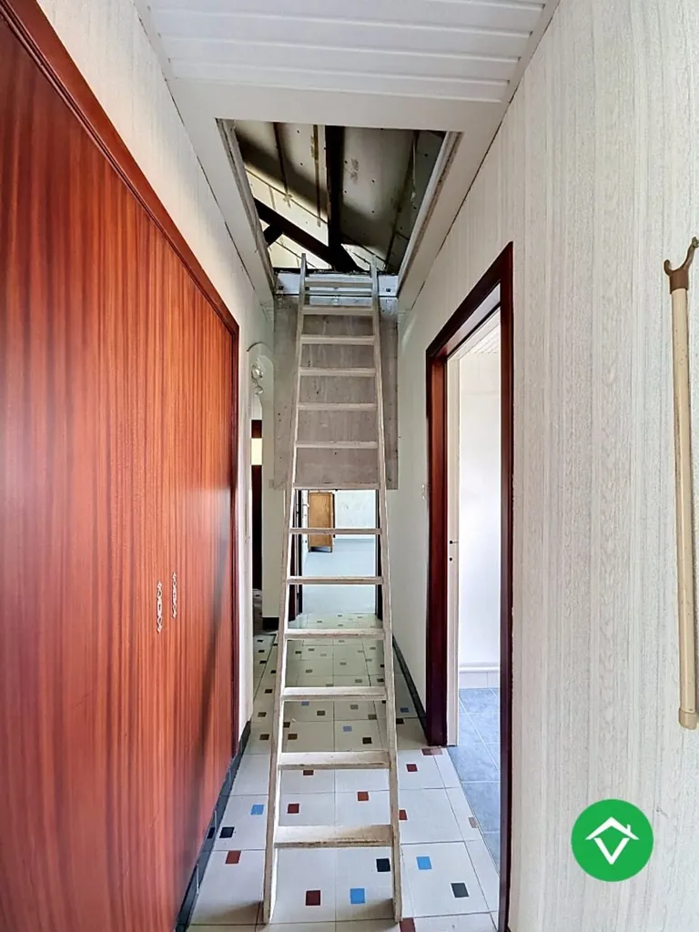 Pièces - Maison avec Polyvalente et Jardin à l'Ouest