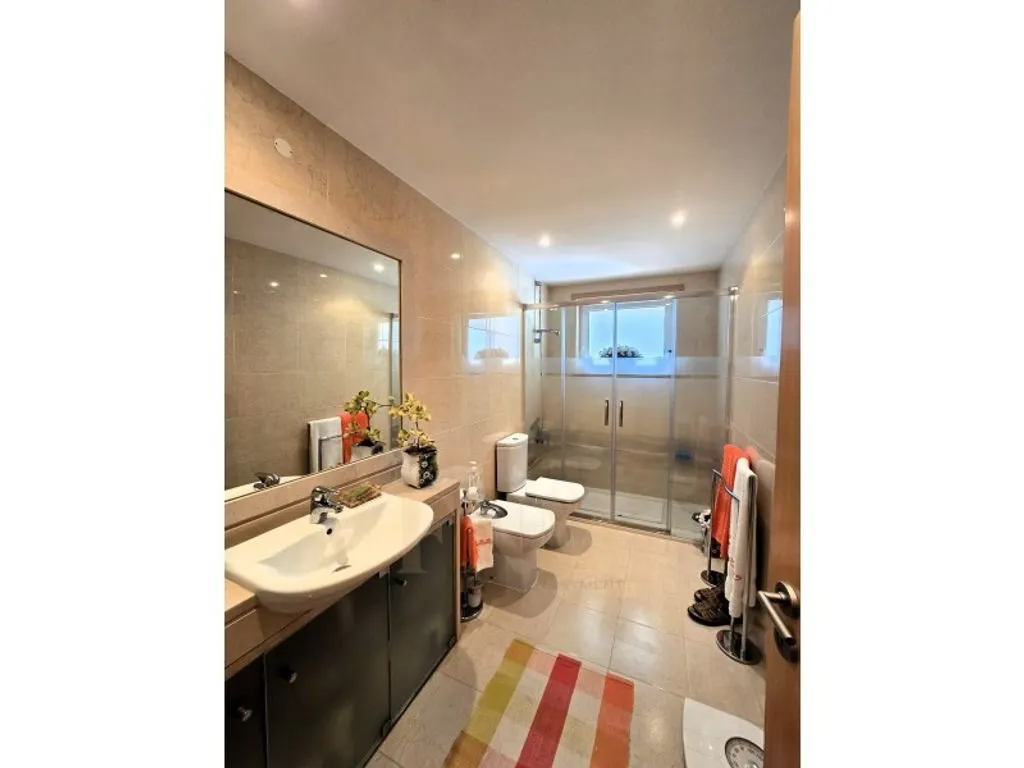 Vannitoad - Luxury Flat with Sea View in Sesimbra