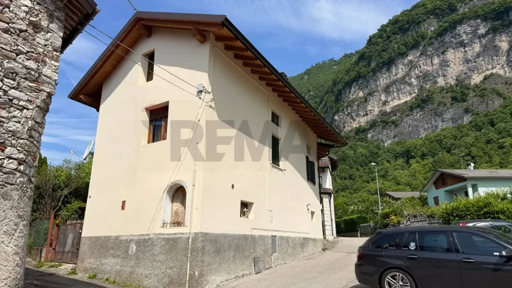 Extérieur - Rustic Villa with Garden in Fonzaso
