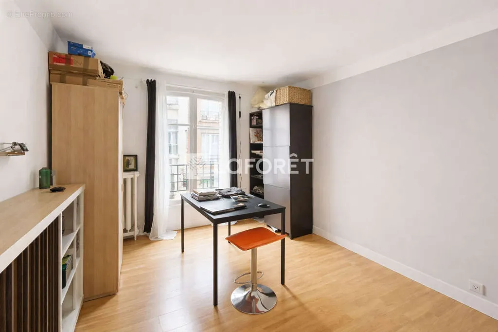 Kabinet - Studio with Office in Paris 15 Boucicaut