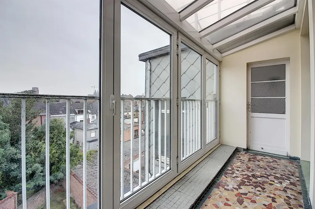 Rõdu - Apartment with Terrace in Tournai