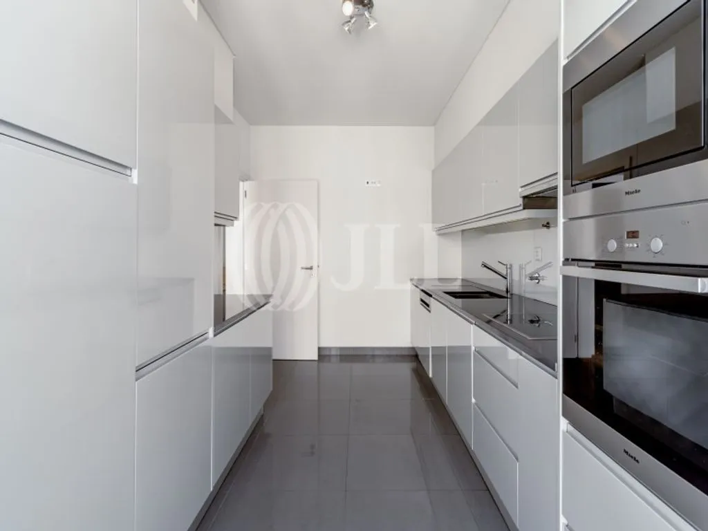 Köök - Luxury Apartment in Historic Palacio, Chiado, Lisbon