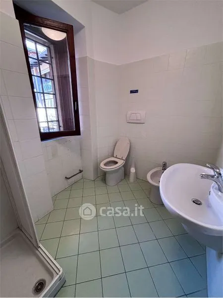 Salles de bain - Elegant Apartment with River View in Sesto Calende