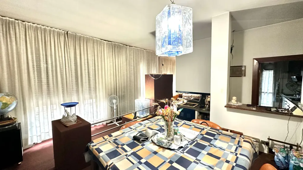 Salle à manger - Villa with Private Garden in Castano Primo