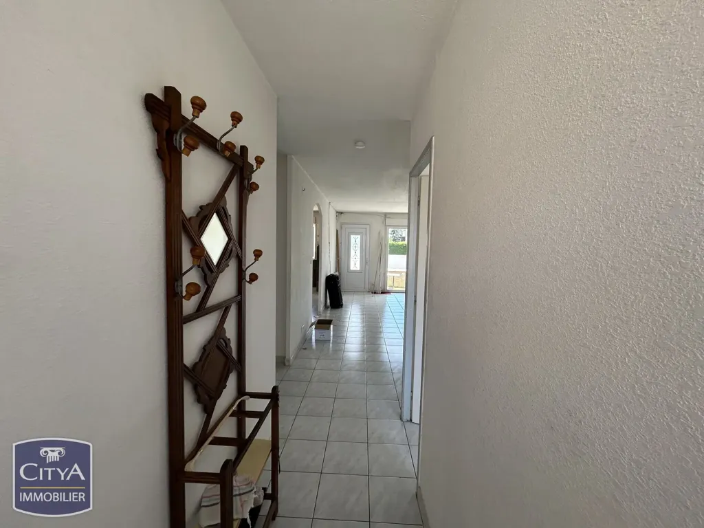 Esik - Charming 4-Piece House in Béziers