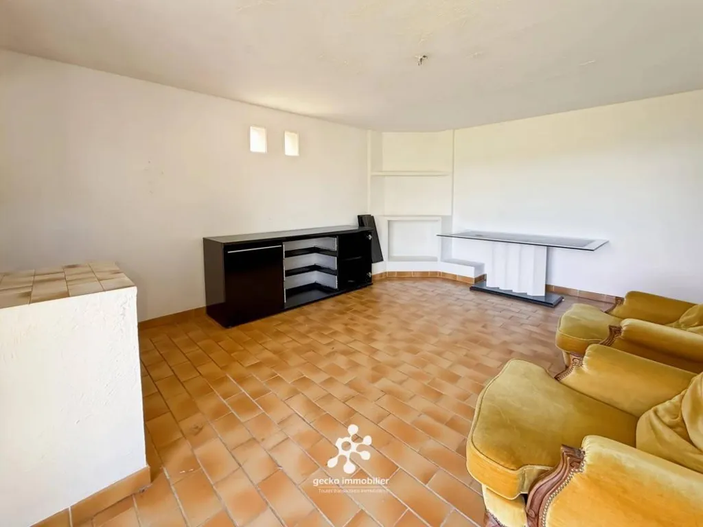 Elutuba - House with Terrace and Garden in Vence