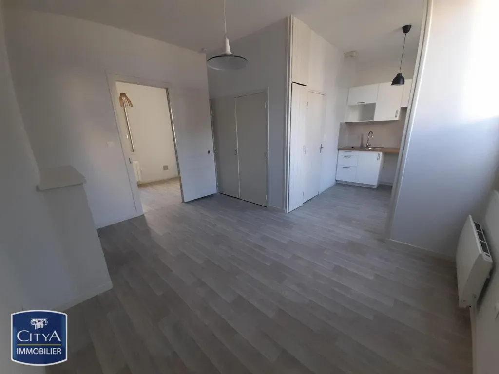 Köök - Bright Studio with Parking in Châtellerault