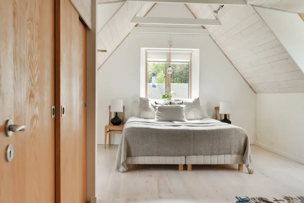 Magamistoad - Charming Villa with Garden in Västerhejde