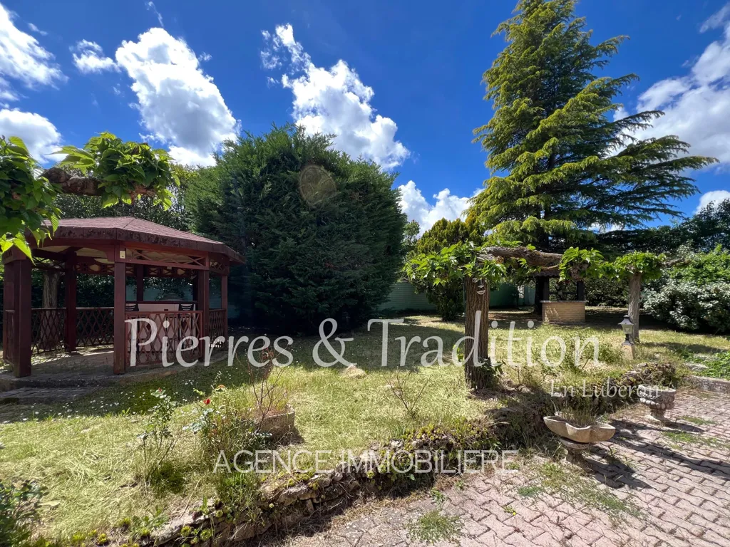 Aed - Ground Floor House with Garden in Céreste