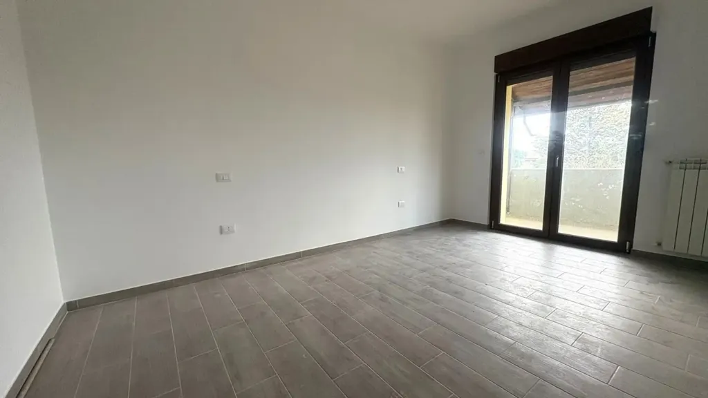 Toad - Rear-Attached Villa with Balcony in L'Aquila