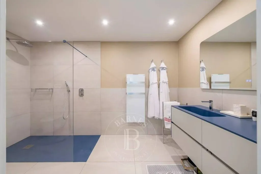 Vannitoad - Luxury Villa with Sea View in Cap d'Antibes