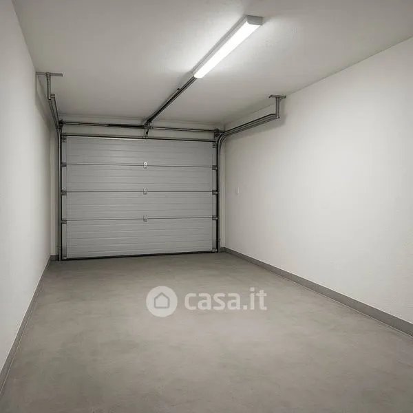 Garaaž - Modern Apartment with Garage in Albignasego Centre