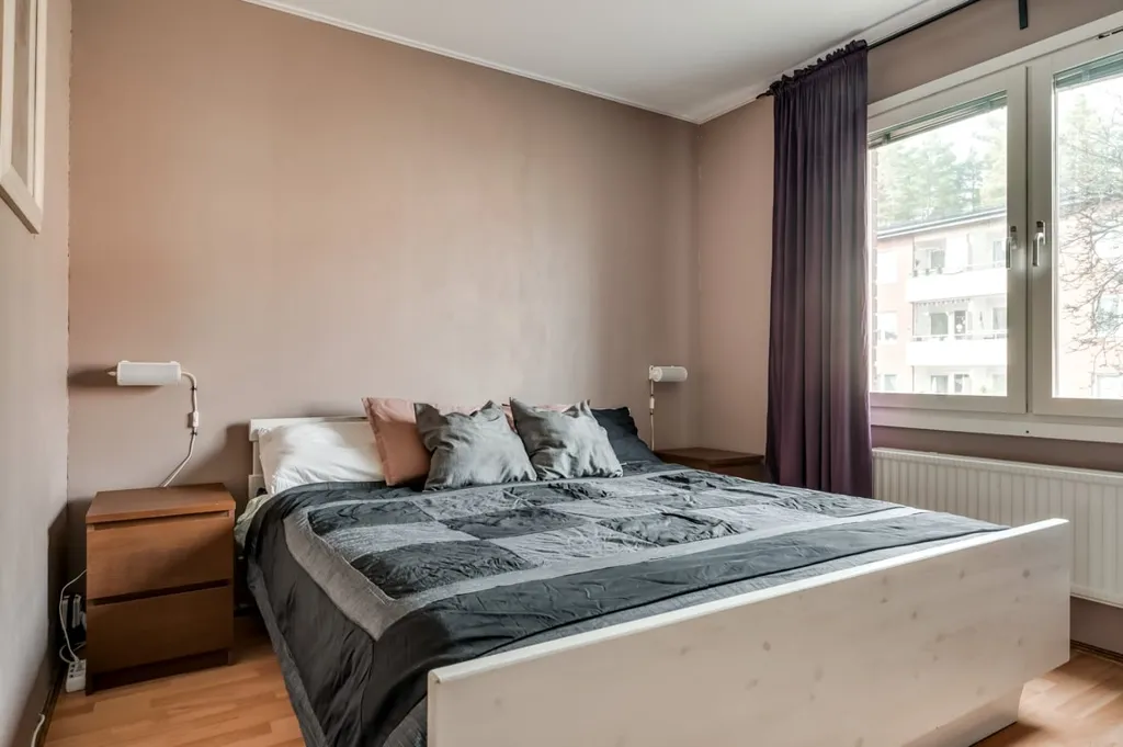 Chambres - Spacious Two-Bedroom with Balcony in Molkom