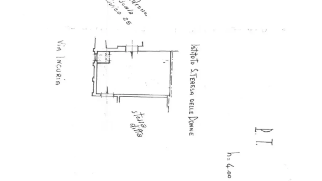 Plan - Quadrilocale with Historical Features in Bari