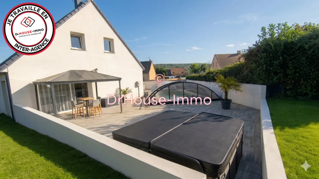 Bassein - Spacious Pavilion with Pool in Montsenelle