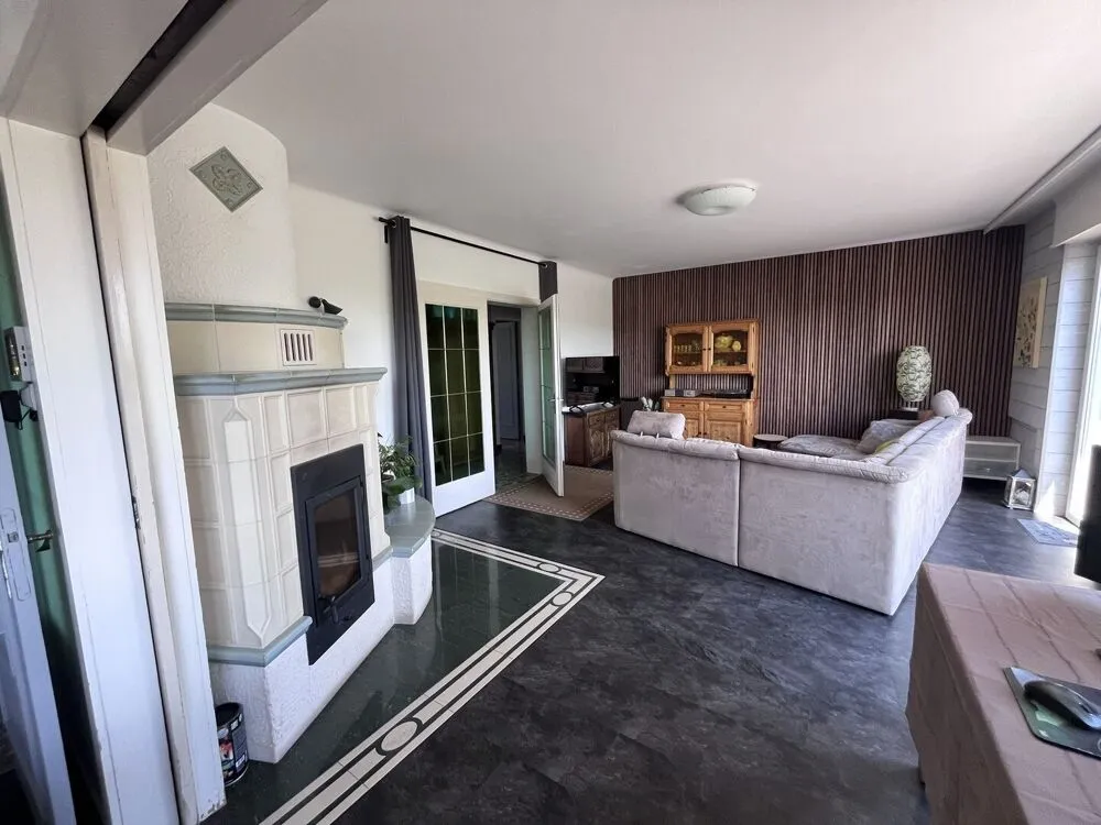 Elutuba - Detached House with Garden in Guessling-Hémering