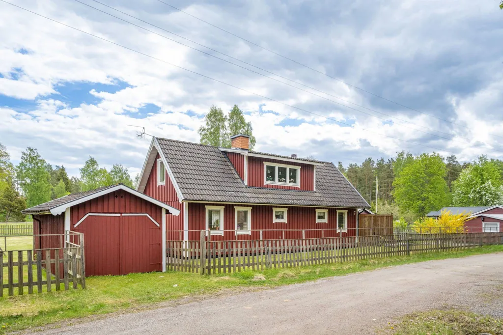 5-toaline maja asukohas Strängnäs kommun