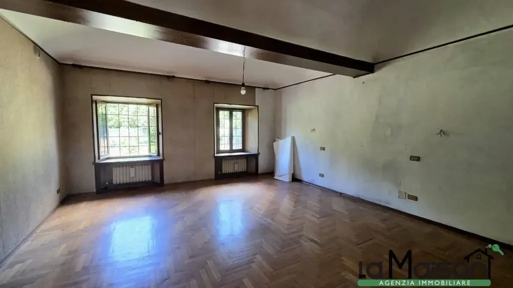Pièces - Independent House with Private Garden in Lessolo