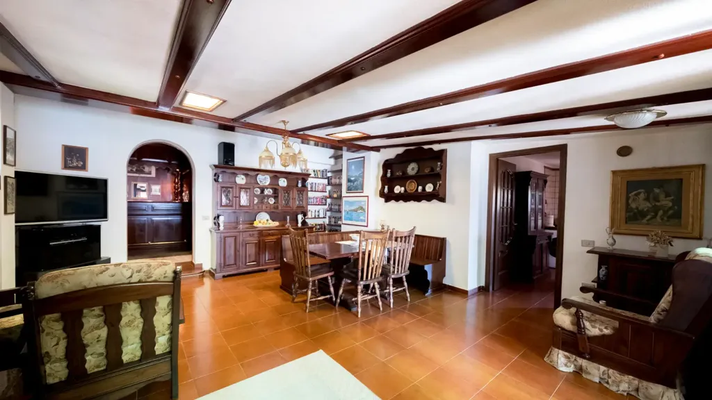 Salle à manger - Original Villa with Garden in Quartu Sant'Elena