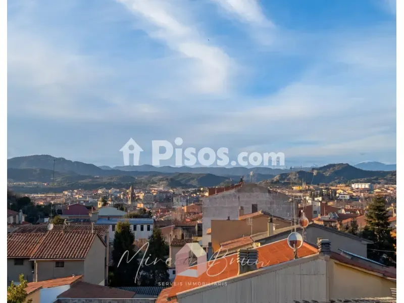 Duplex with Terrace in Torelló