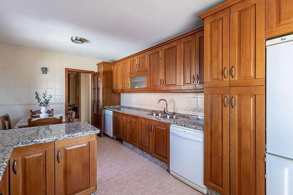 Cuisine - Chalet with Pool in Otura, Granada